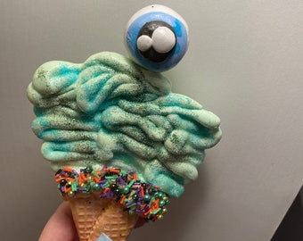 Brain Eyeball Ice Cream Cone Fake Bake Cookie Halloween Green