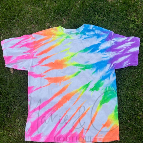 FREE SHIPPING Neon Rainbow Tie Dye T 