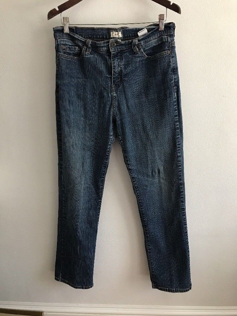 size 14 levi jeans womens