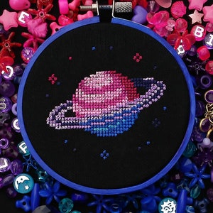 Bi Pride Planet Cross Stitch Pattern PDF Téléchargement instantané