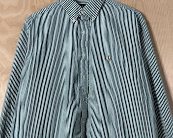 Camisa vintage Ralph Lauren blanca con rayas verticales verdes, de algodón, manga larga y botones, talla XL.
