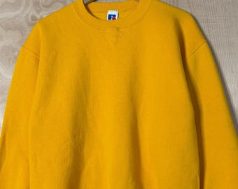 Vintage 90s Russell Yellow Blank Crewneck Sweatshirt size Large Made in USA