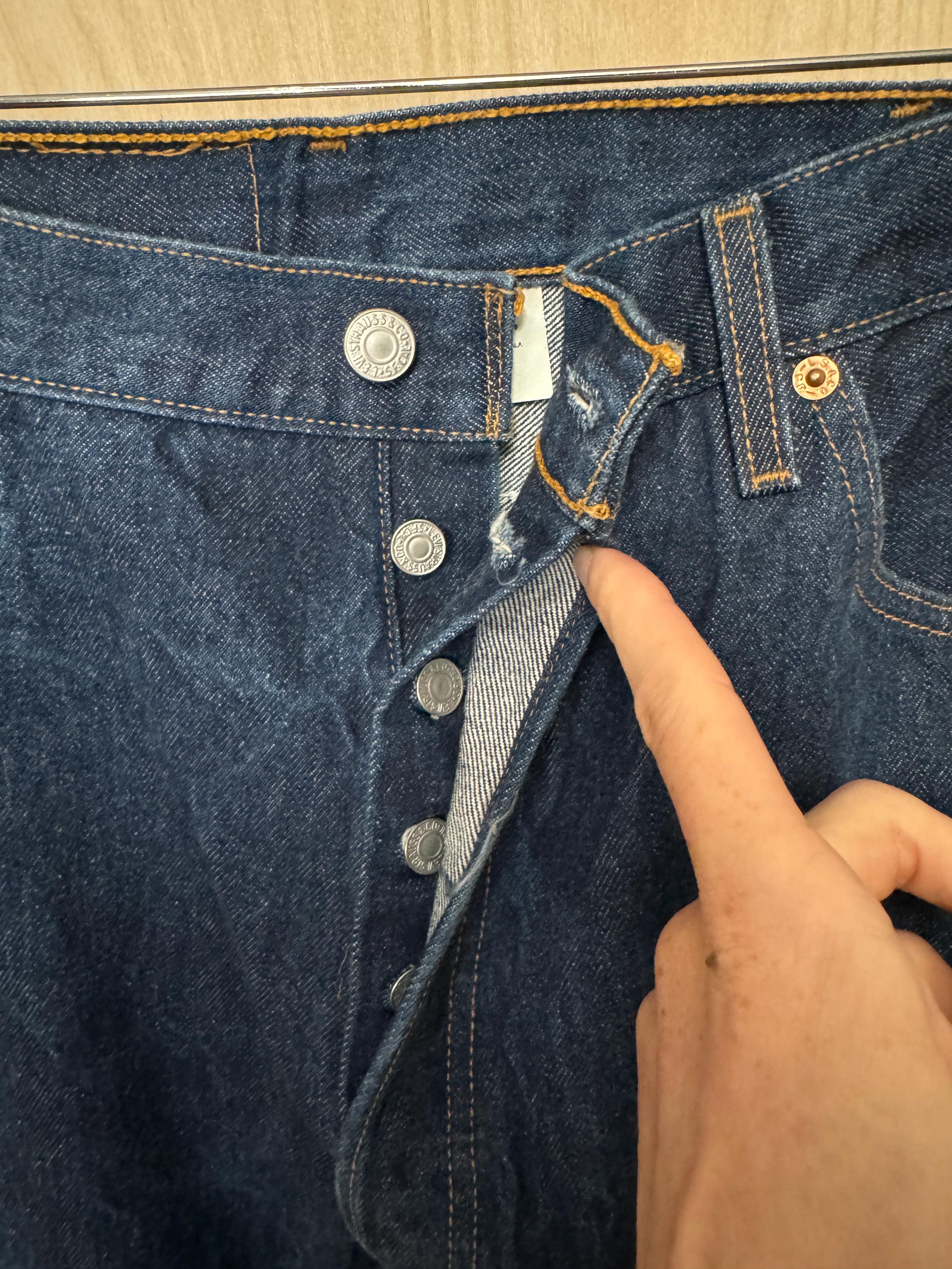 Levi's 501 W42L34 　ビックサイズ　Y2K Levi´s 501 W42L34 ビックサイズ Y2K