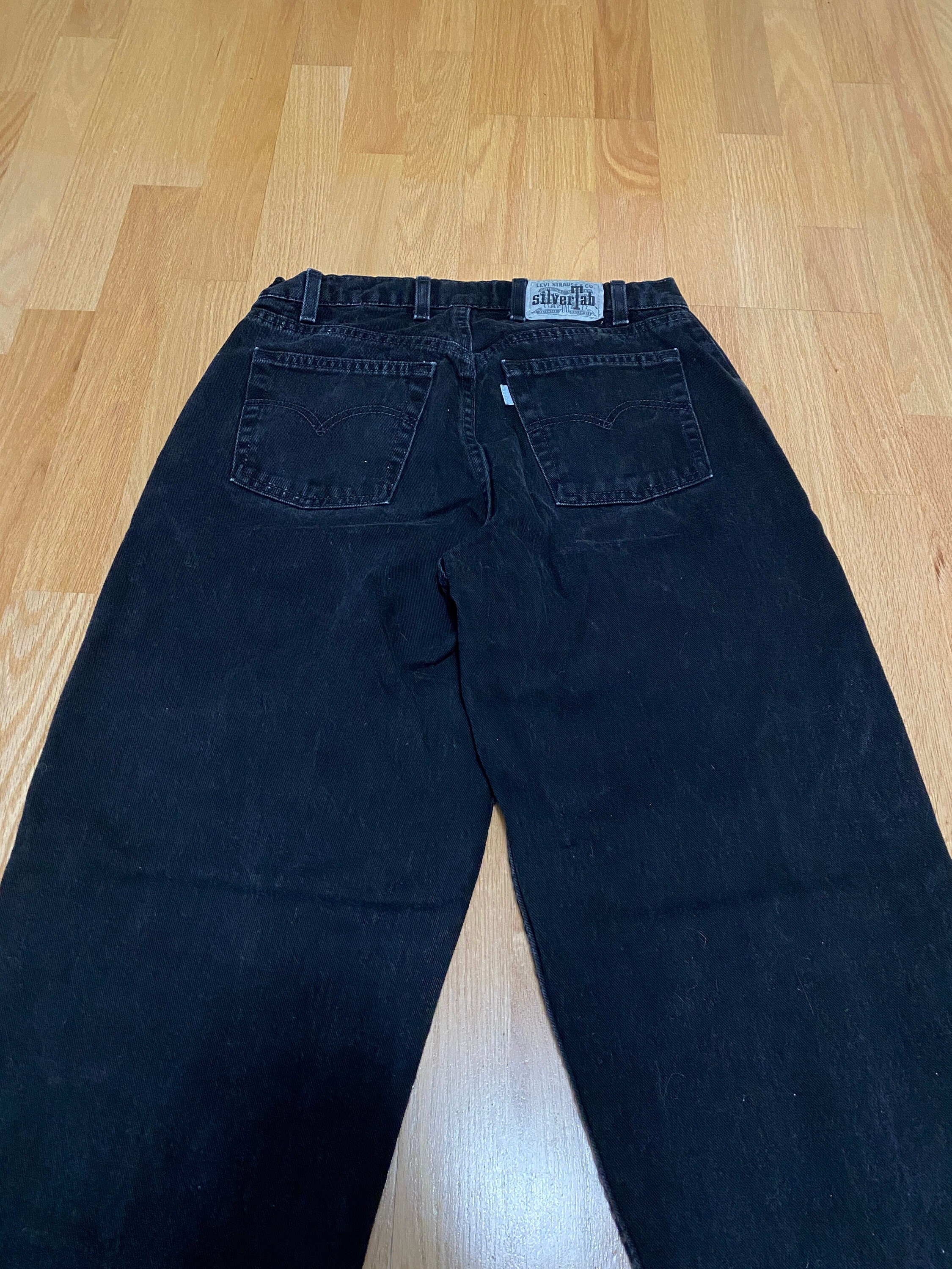 Vintage 90s Levis Silvertab Baggy Black Denim Jean Size 32 X 32 