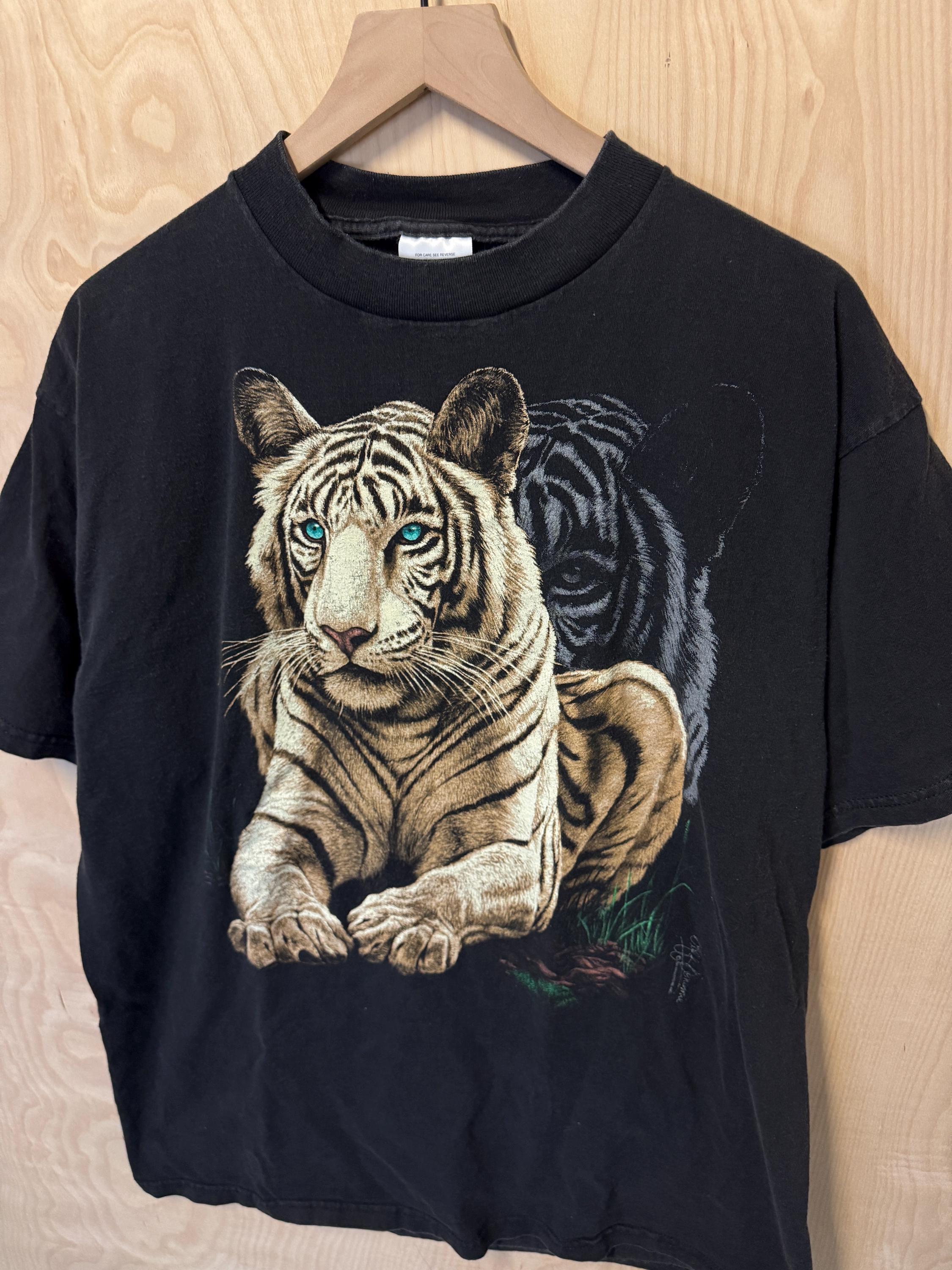 Vintage 90s White Tiger Art Graphic Rainforest Cafe Black Cotton T