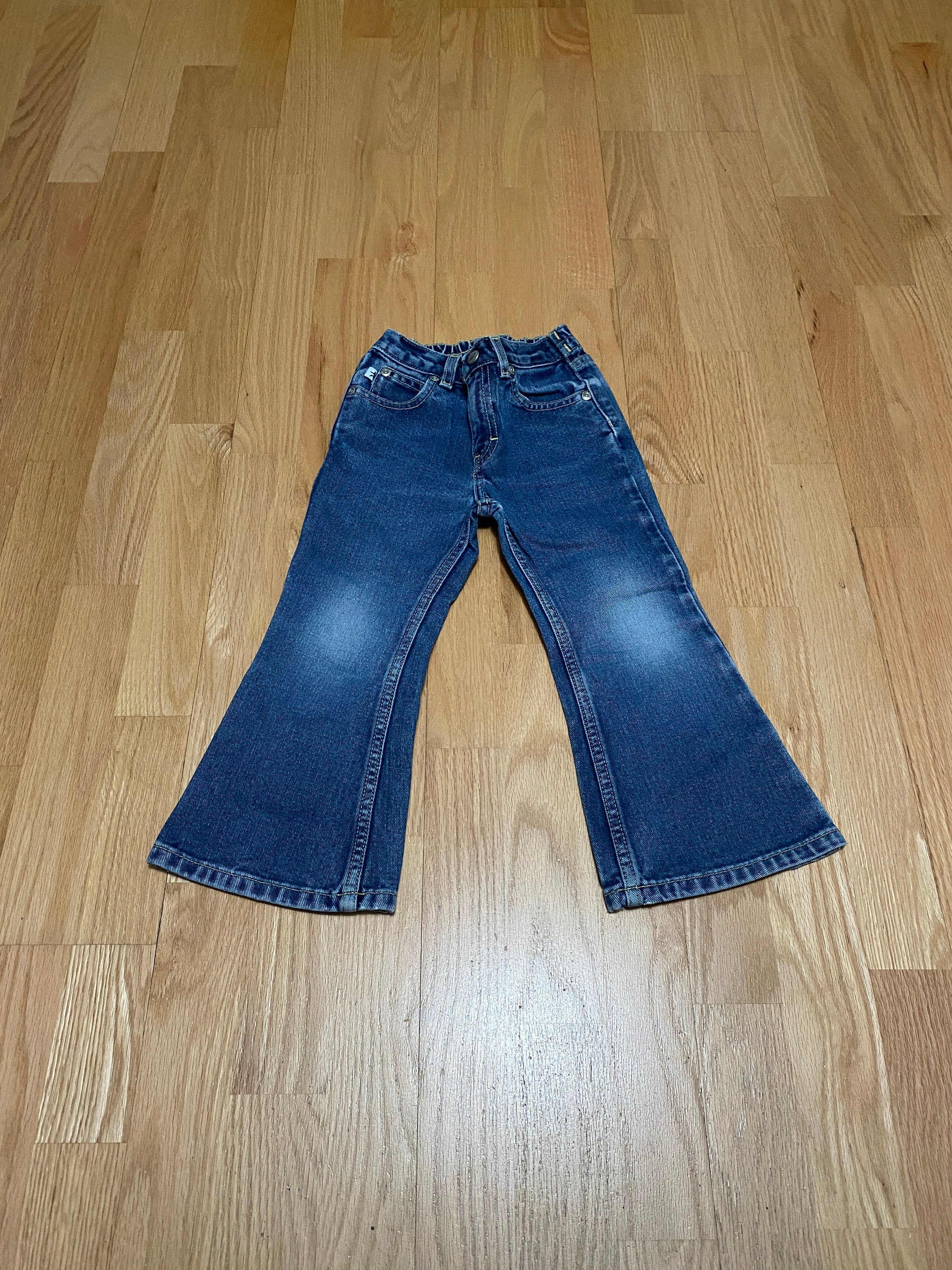 Vintage Jeans, Blue Flat Front, 70s Era, Size 38 X 30: A Cute Retro Pair of  Soft Dress Pant Style Jeans With a 39 Waist 