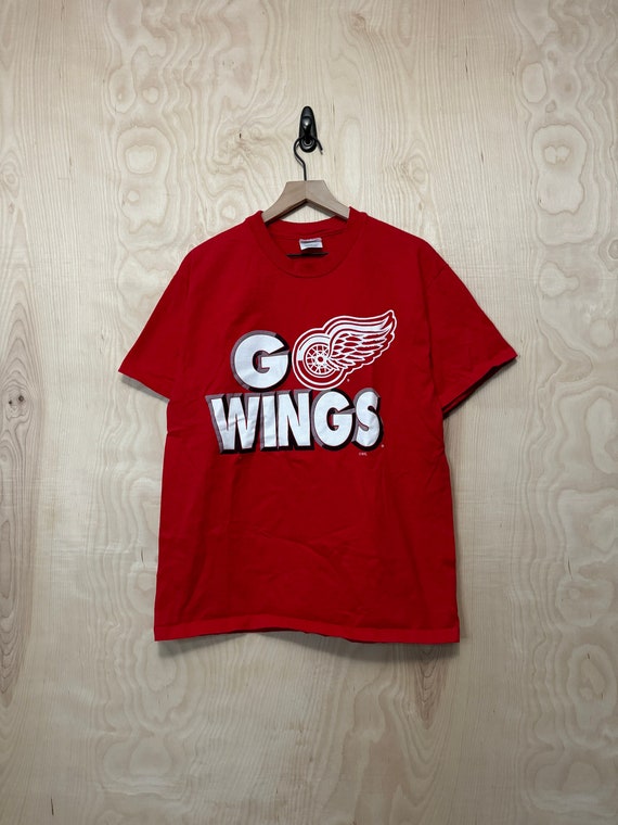 Vintage Detroit Red Wings Go Wings Graphic Red Cot