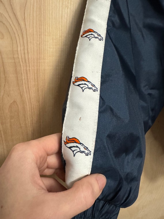 Vintage Denver Broncos Game Day Stitched Logo Spe… - image 4