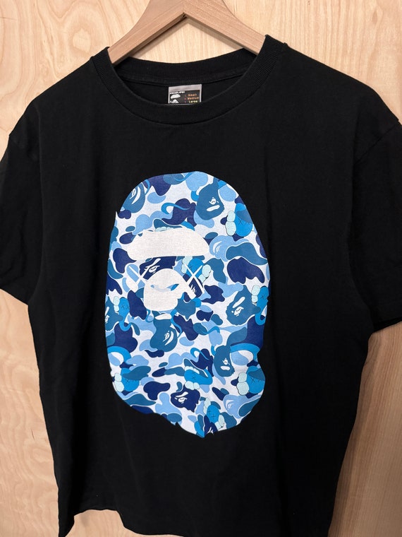 Vintage Y2K Bape Kaws Blue Camouflage Head Black Cotton T Vintage Y2K Bape Kaws Blue Camouflage Head Black Cotton T
