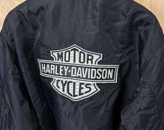 ⭐️90s⭐️HARLEY DAVIDSON シングルライダースジャケット　ワッペン Vintage 90s Harley Davidson Motorcycles Embroidered Spell