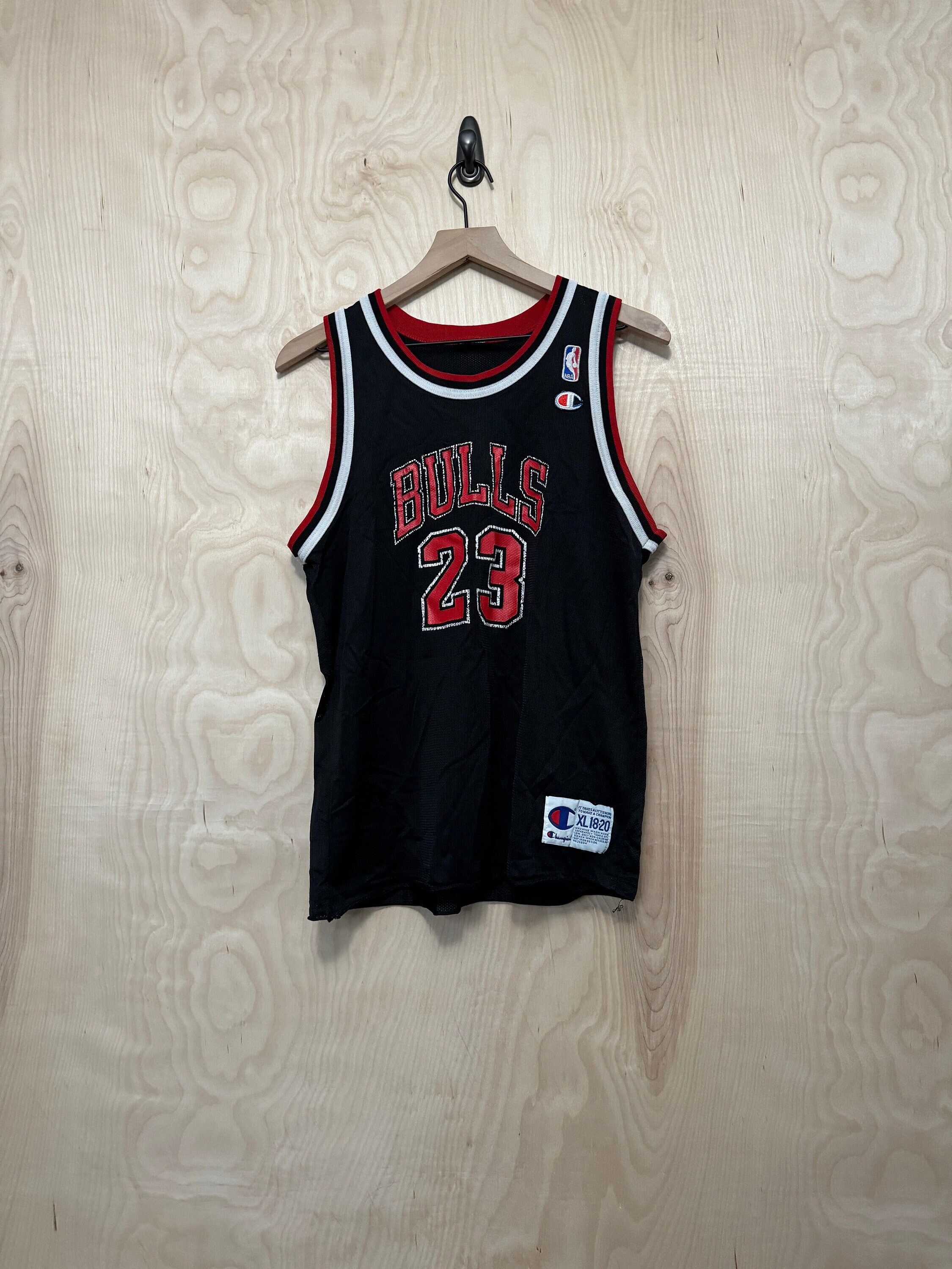 Maglia da basket nera campione vintage dei Chicago Bulls Michael