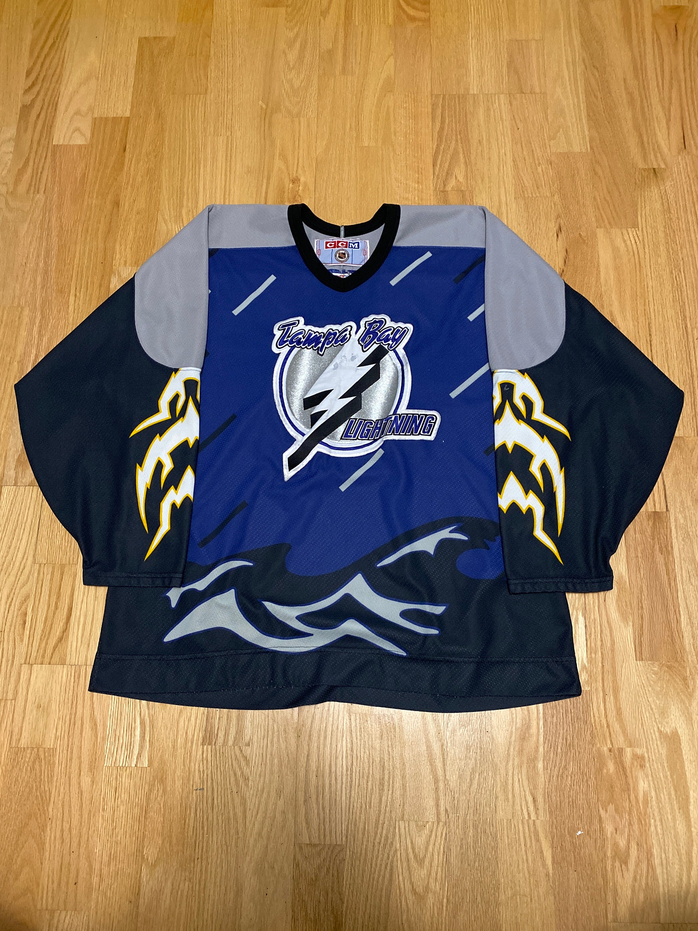 VTG Rare Tampa Bay Lightning Storm Third Alternate CCM NHL Hockey