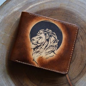 Cartera de león personalizada, cartera para hombre, cartera de cuero hecha a mano, regalo de cumpleaños para él, regalo de aniversario del día del padre, cartera mini delgada para hombre