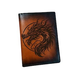 Cartera de pasaporte de cuero con forma de dragón, billetera de cuero grabada a medida, billetera de viaje para la familia, regalo de aniversario de cuero con forma de dragón para novio