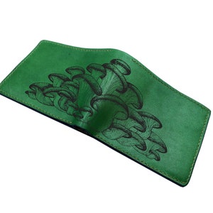 Presente masculino de couro personalizado, carteira com arte de desenho de cogumelos, ideias para presentes com padrões de plantas, presente para amantes da natureza, ideias para presentes de aniversário masculinos