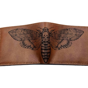 Portafoglio in pelle con falena e teschio: arte personalizzata con insetti, portafoglio in stile gotico