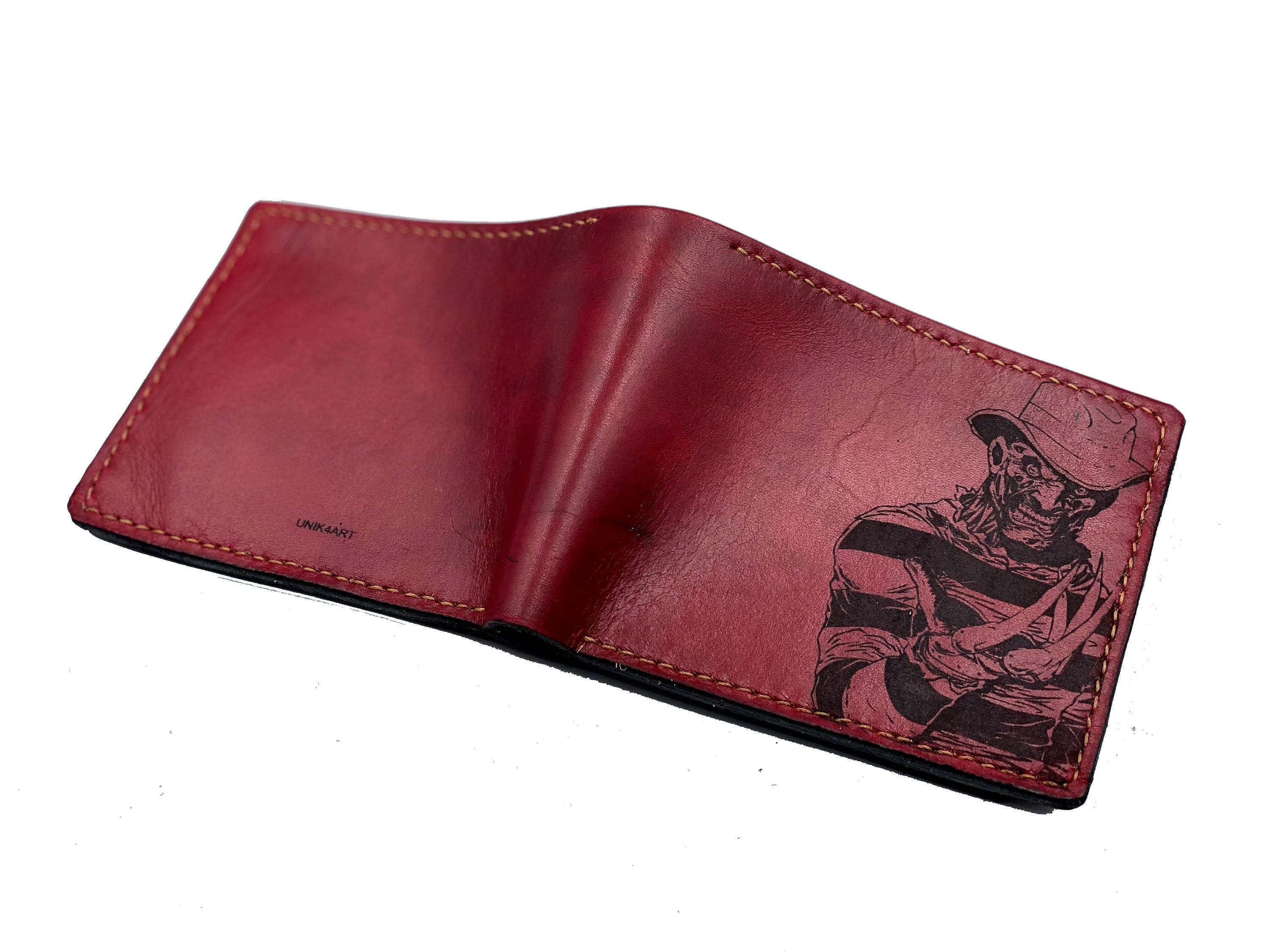  Men's 3D Genuine Leather Wallet, Hand-Carved, Hand-Painted,  Leather Carving, Custom wallet, Personalized wallet, Predator, Alien :  Handmade Products