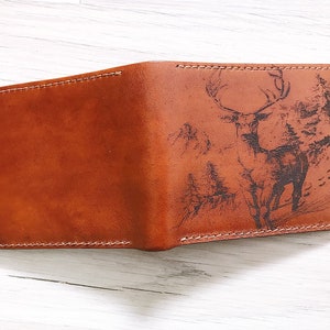 Cartera de cuero personalizada hecha a mano con diseño de ciervo para hombre, idea de regalo de Navidad para hombre 2020, regalo de cuero para aniversario de cumpleaños de novio para él
