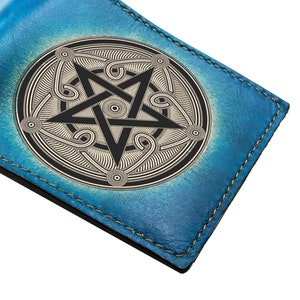 Regalo de aniversario de cuero personalizado para hombres, billetera para hombre con patrón de pentagrama, billetera con signo antiguo sagrado grabado, regalo de aniversario para él