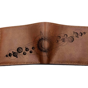Cartera para hombre con sistema solar, cartera de cuero con motivos astronómicos, regalo para hombre, cartera con diseño de planeta tierra y sol, mapa artístico de los planetas del sistema solar para hombre