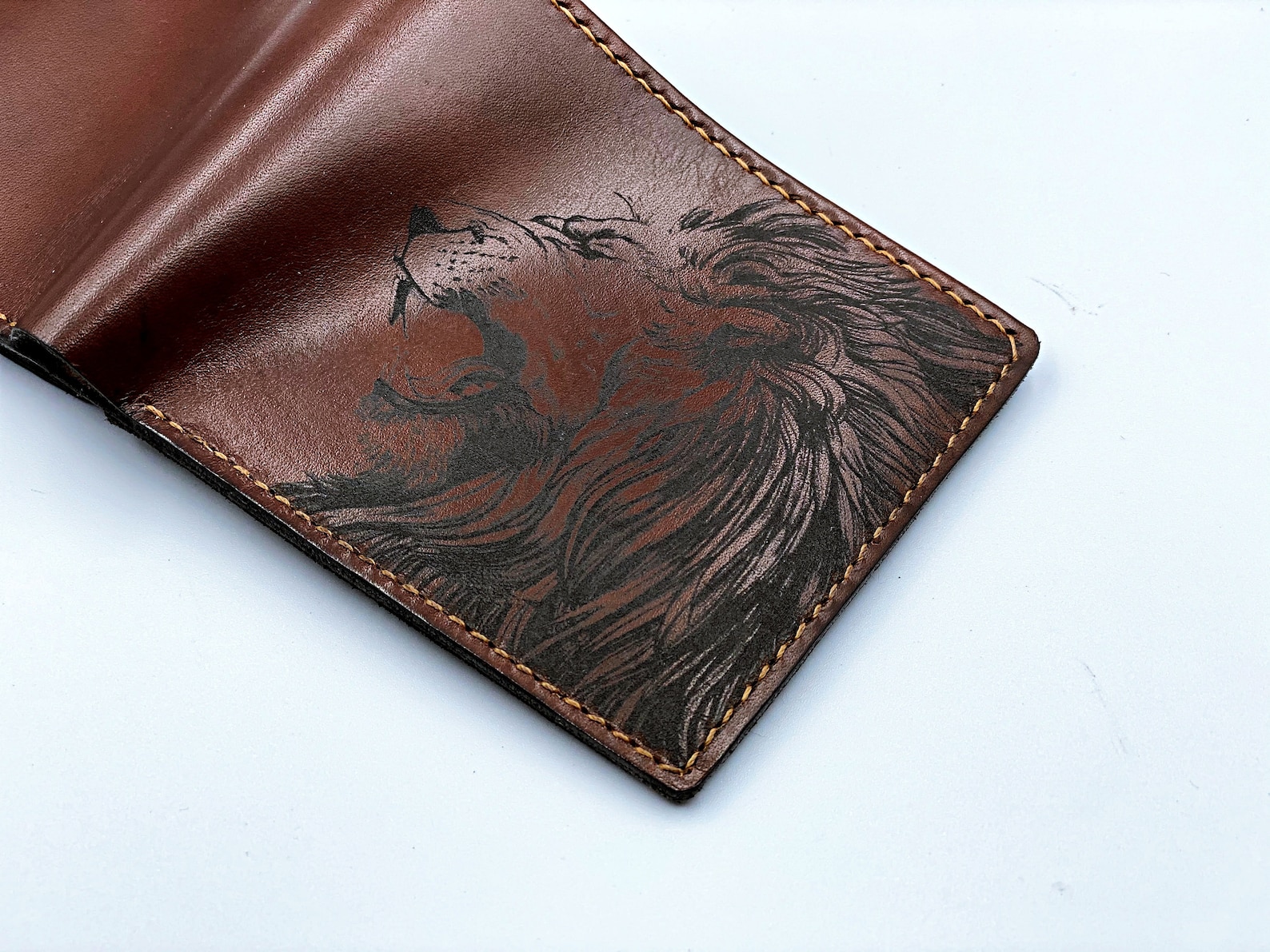 Personalized Lion Head Leather Handmade Wallet, RFID Blocking Leather