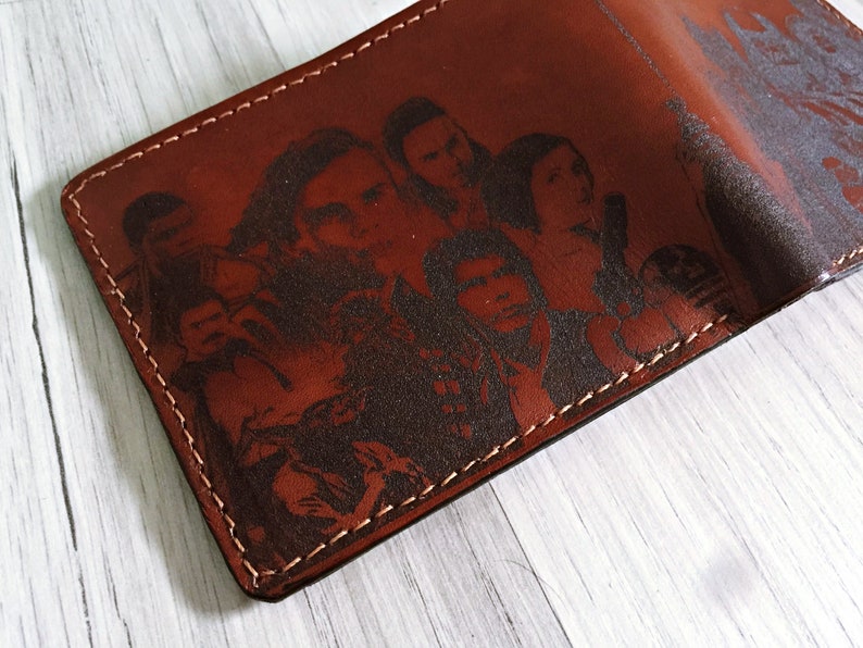 Personalized Starwars main characters leather handmade men wallet, Starwars gift, anniversary men present, Father's Day gifts 2021 image 4