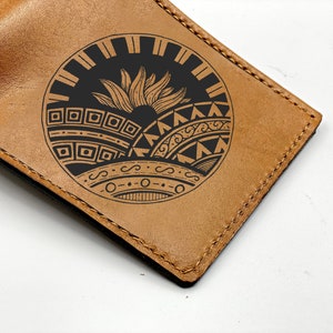 Personalisiertes Kreis Stammes Muster Geschenk, Leder Herren Brieftasche, Samoan Geschenk für Männer, polynesische Tattoo gravierte Brieftasche, Geburtstag Geschenkidee