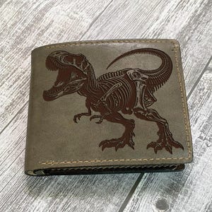 Cartera de piel de dinosaurio hecha a mano, regalo personalizado para hombre, regalo de San Valentín para niño, ideas de regalo de T-Rex, cartera para marido, hermano