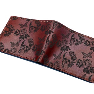 Cartera personalizada con estampado de calavera y mariposa, cartera de cuero para hombre, regalo para él, regalo de terror para hombre, ideas de regalo de Halloween