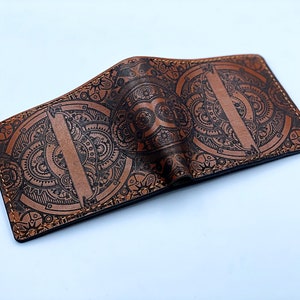 Cartera de hombre hecha a mano de cuero con patrón steampunk, regalo personalizado para hombre, regalo para él, regalo para padre, regalo para novio, aniversario de cuero