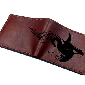 Brieftasche aus Leder mit Tiermuster, personalisierte Brieftasche für ihn, Killerwal Kunst Brieftasche, Geschenk für Vater, Freund Jahrestagsgeschenk, Weihnachtsgeschenk