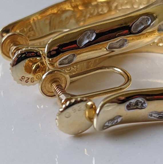 vintage Footprints in the sand hoop earrings christia… Gem