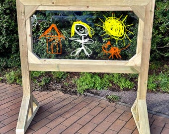 Outdoor Painting and Drawing Easel