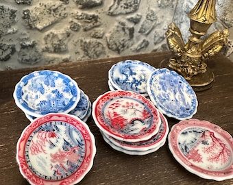 Ceramic Dollhouse 1:12 Scale Plates 18th Century Style Willow Pattern Blue and Red Plates