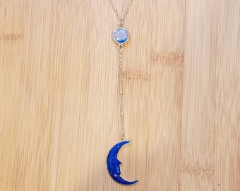 Collar Sagitta - Collar en Y con dije de ágata azul y luna