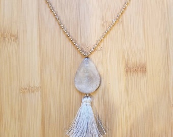 Collar de abedul - Ágata y borla