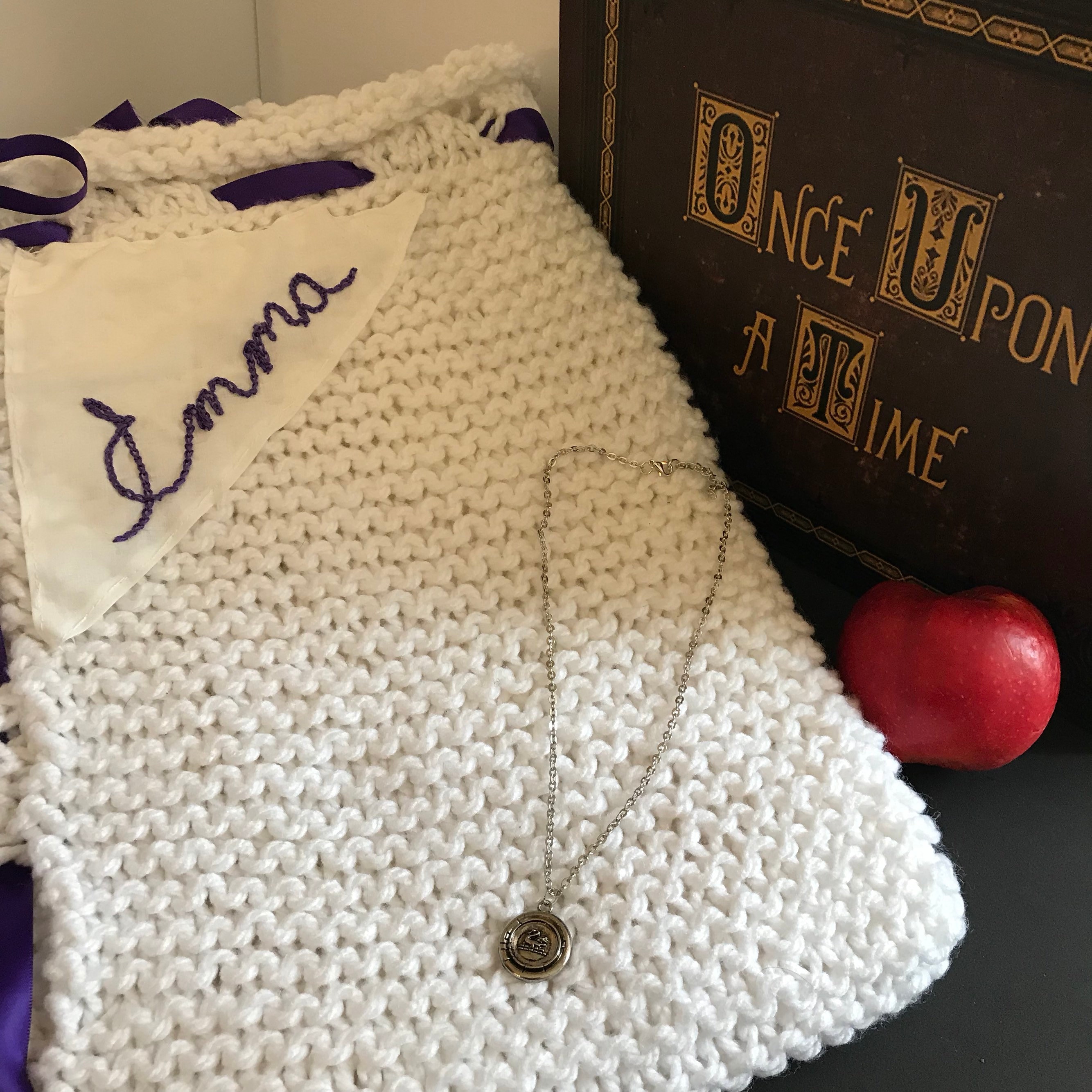 Once Upon A Time Emma's hand knitted Baby Blanket