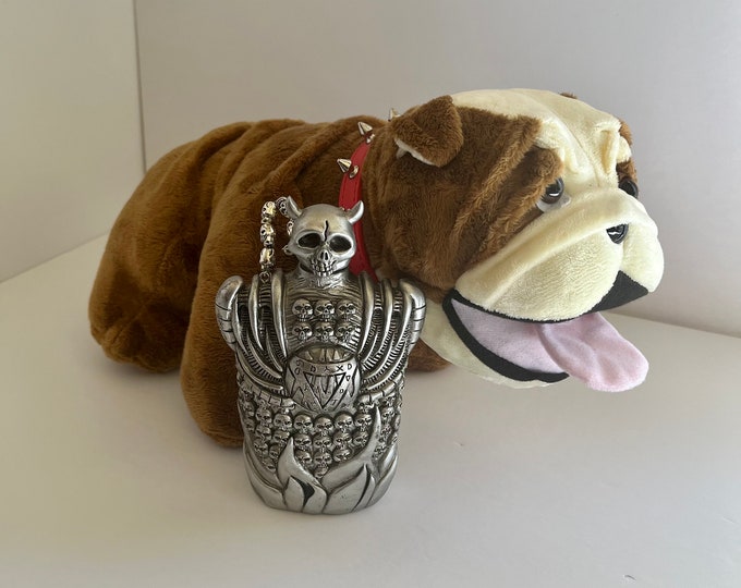 Cosplay Flask with Mr. Beefy plush bulldog