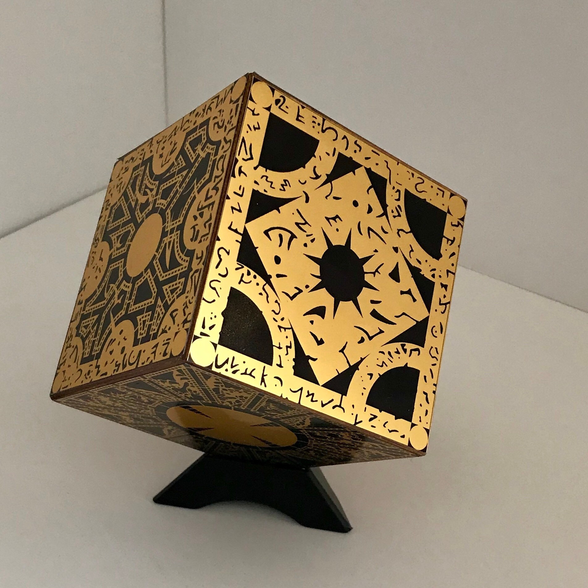 Hellraiser Puzzle Box 11 Static Non Functioning Replica Lament