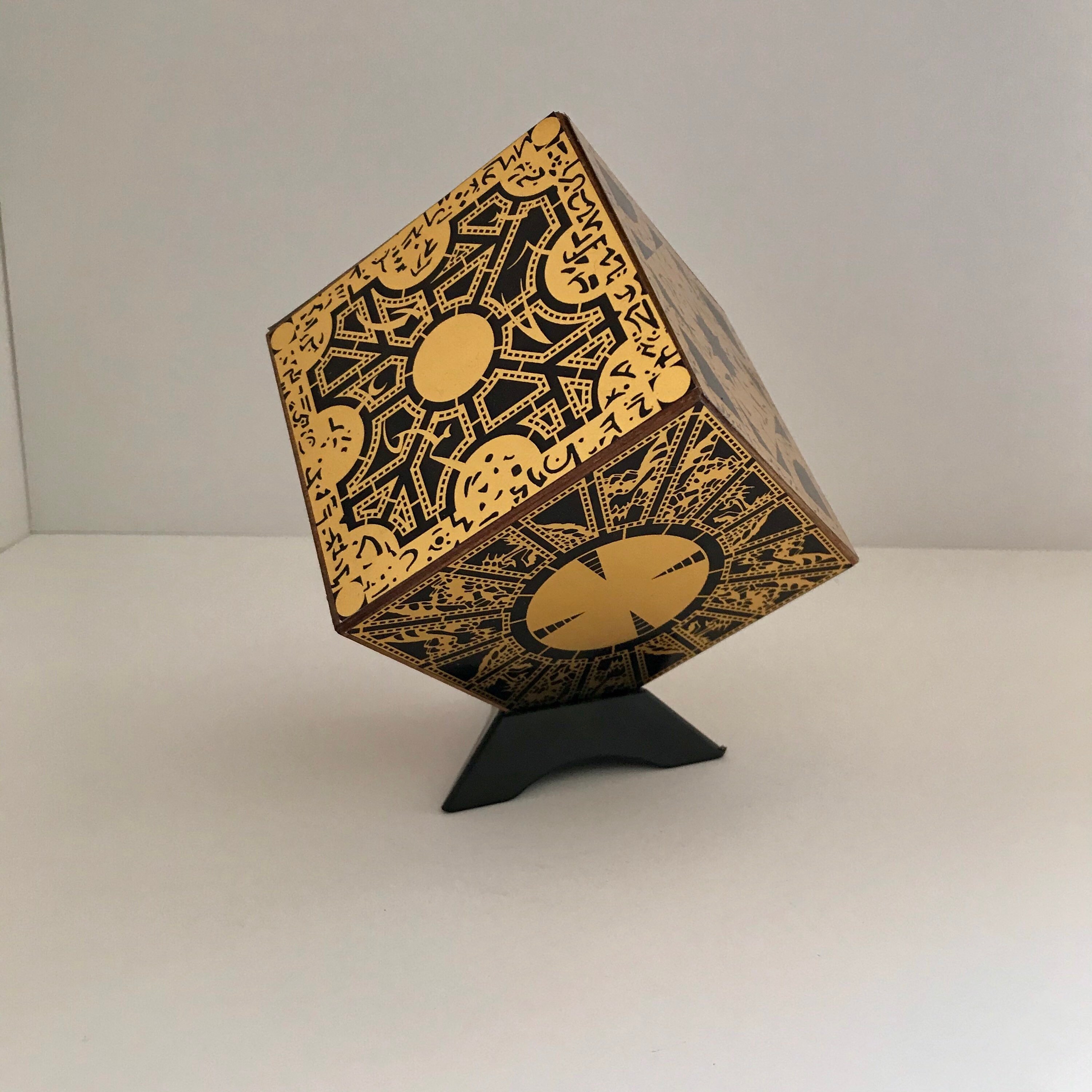 Hellraiser Puzzle Box 11 Static Non Functioning Replica Lament