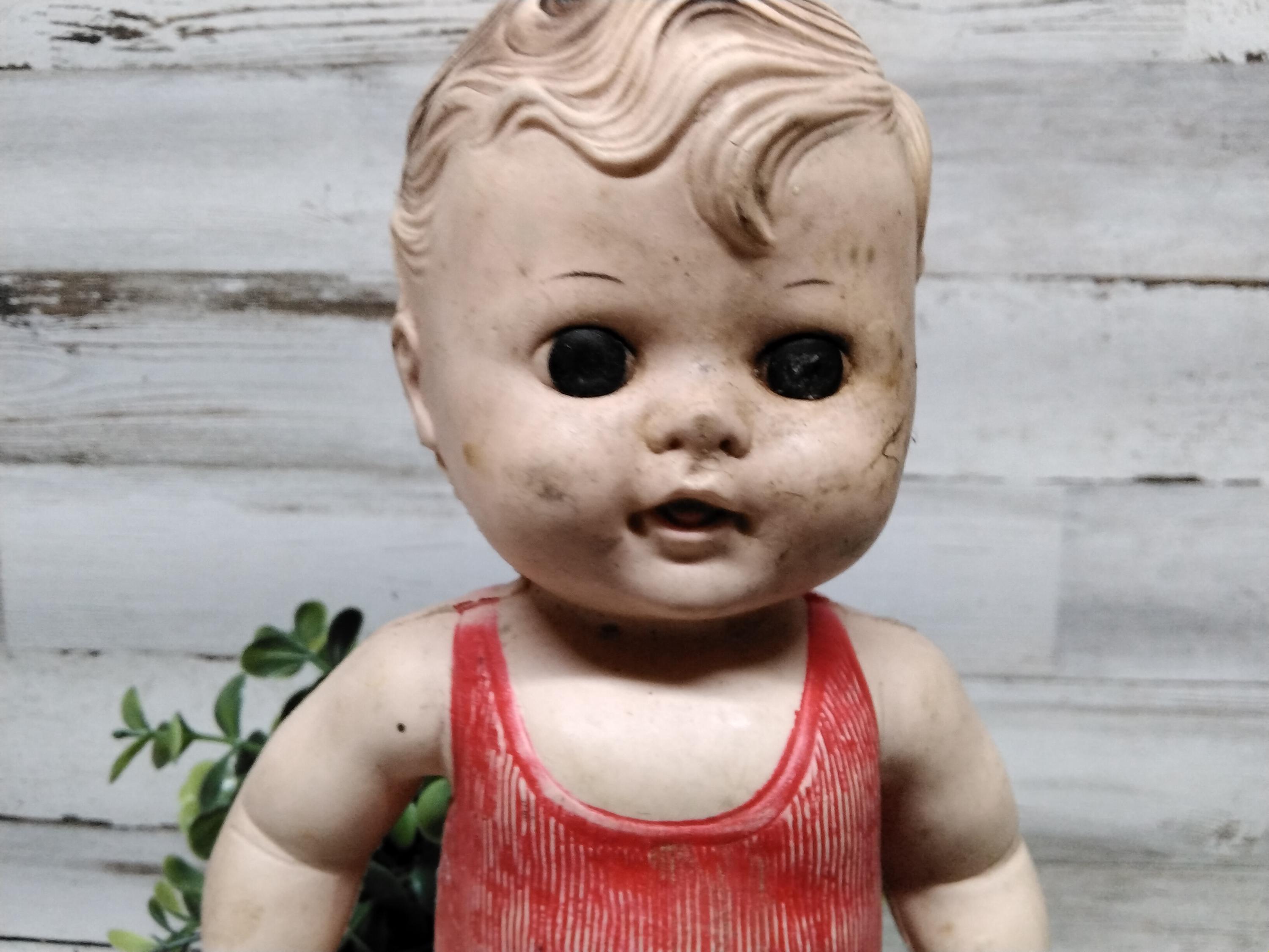1950年代のヴィンテージ、サン・ラバー社製ボーイドール。/ TOD - L