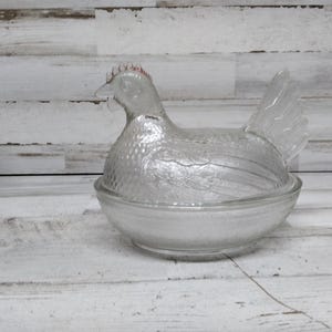 Vintage Indiana Glass MCM Clear Glass Smooth Rim Stippled Hen On Nest / 1950’s Indiana Hen on Nest. / Collectable Hen on Nest