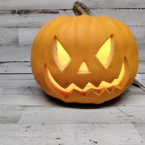 Vintage Trendmaster Lighted Foam Pumkin / Lighted Pumpkins  / Window Lighted Pumpkins