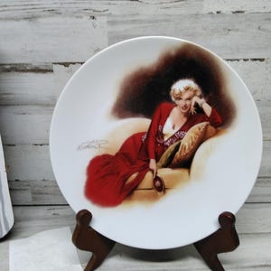 Vintage Marilyn Monroe Collectible Plate  / Limited Edition   / Delphi Original  &#39; Don&#39;t Brother to Knock&#39; # 8991B