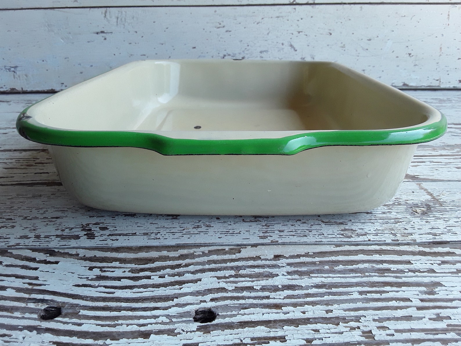 Vintage Enamelware Baking Pan Cream with Green Trim Vintage Etsy