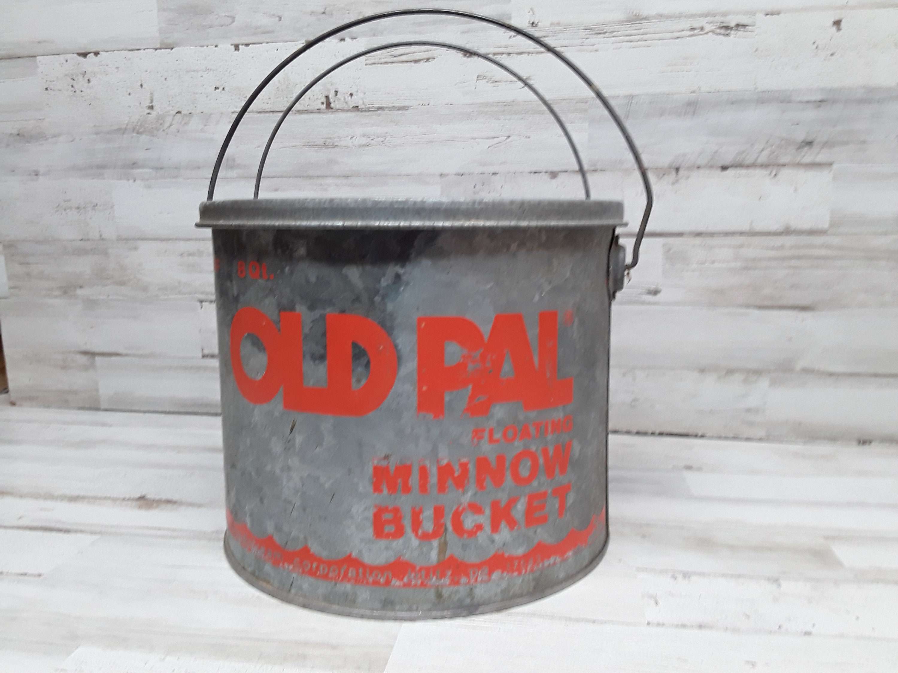 Vintage Old Pal Floating Minnow Bucket / 8 Quart 88F / Woodstream