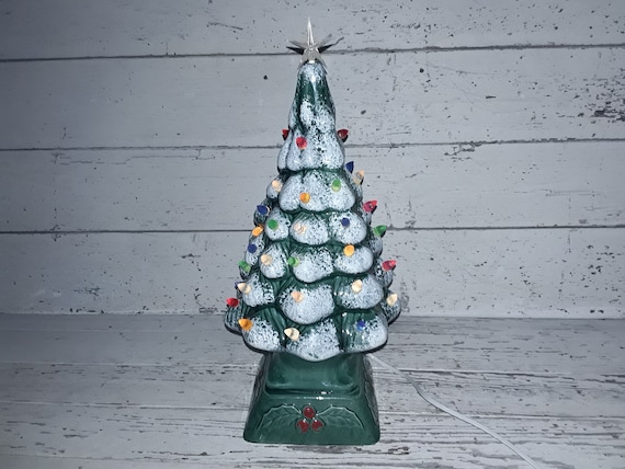 Vintage Elektrischer Keramik Weihnachtsbaum mit Bunten Leuchtmittel und rotem Stern 16