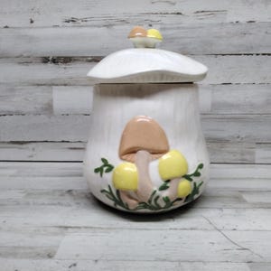 Vintage 1984 Arnel&#39;s Mushroom Canister   / 1984 Mushroom Canister   / Arnel&#39;s Canisters / Arnel&#39;s Mushroom Kitchen Decor
