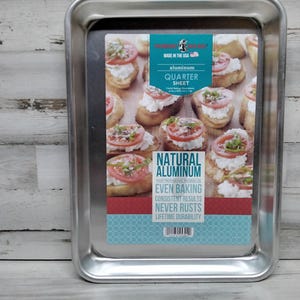 Nordic Ware Barker Quarter Sheet Pan. / Quarter Sheet Cake Pan. / Nordic Ware Baking Pan