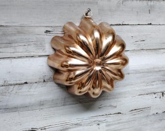 Moldes de gelatina vintage de cobre para colgar en la pared / Molde de gelatina con forma de rosa / Decoración de cocina de cobre / Adornos de pared de cobre para cocina de los años 60